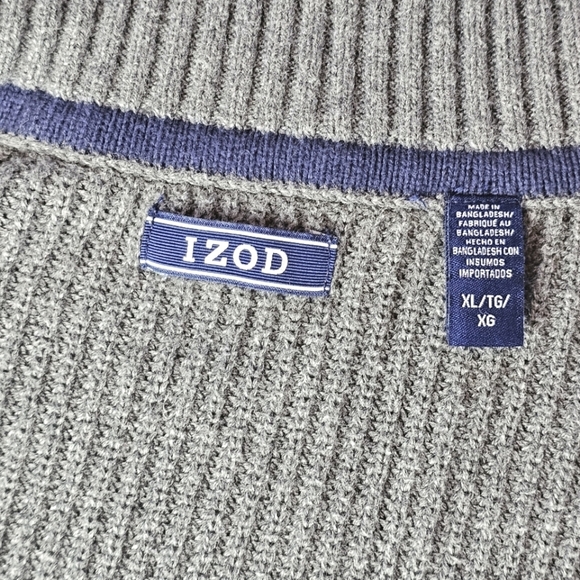 IZOD Men's Gray Long Sleeve Reversible Zipper Woven Cotton Knit Sweater Cardigan - Picture 2 of 10